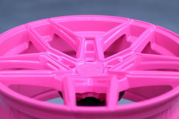 Concaver CVR5 19x9,5 Gloss Neon Pink