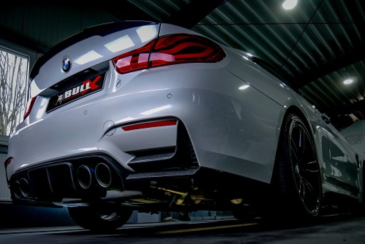 EGO-X Abgasanlage 2,75" für BMW M3 F80 und M4 F82