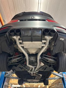 Grail Abgasanlage 3 Zoll BMW M3 / M4 F80 / F82 / F83